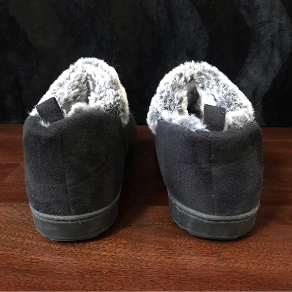 Cozy Memory Foam Slippers - Picture 3 of 10